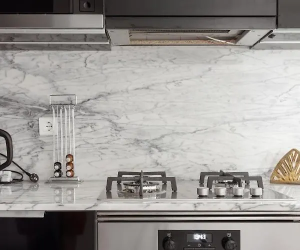 Prata Street-your In *